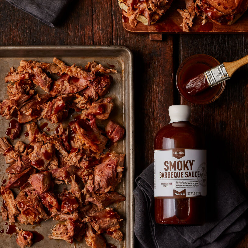 This Lillie's Q gift includes 1 pound of pulled pork, smoked low and slow over peach wood. Paired with sweet and mild Memphis-style Smoky Barbeque Sauce.