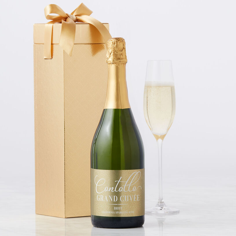 This Contollo Grand Cuvée Sparkling Wine is crisp, bubbly, refreshing, and makes this wine perfect for toasting to special occasions.
