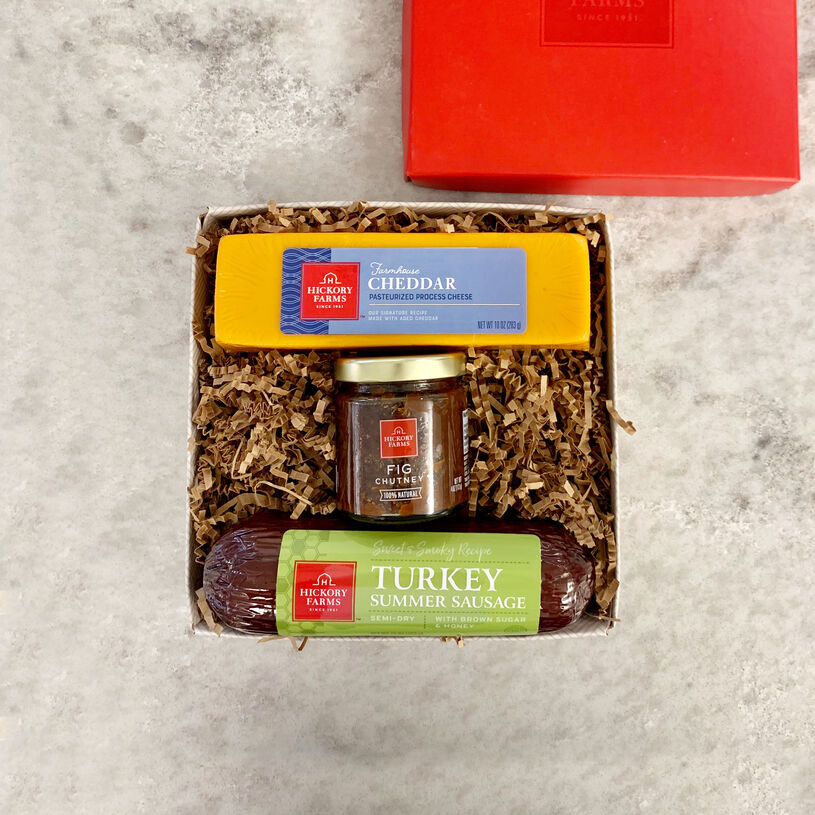 Sample sweet and smoky flavors with this meat and cheese gift box! 
