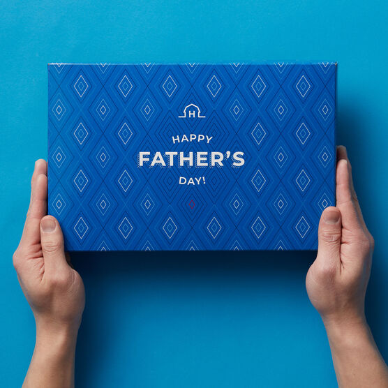 Father's Day Hearty Bites & Cabernet Gift Set