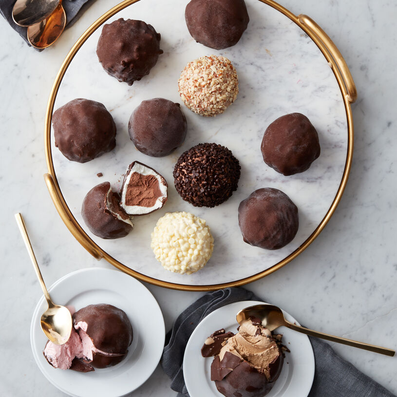Enjoy the decadent flavors of Italian gelato in our dessert truffles. 