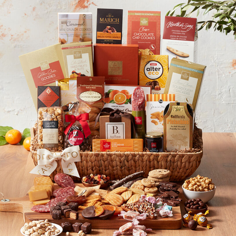 Send the ultimate California snack experience with this bountiful basket packed with West Coast flavor and Hickory Farms favorites.