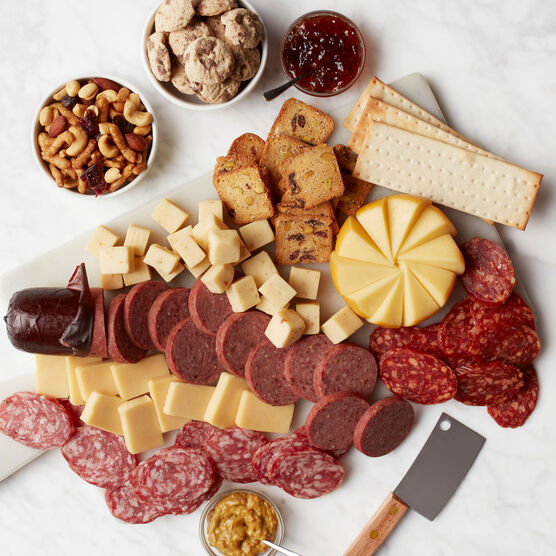Deluxe Charcuterie Gift Basket Charcuterie Spread