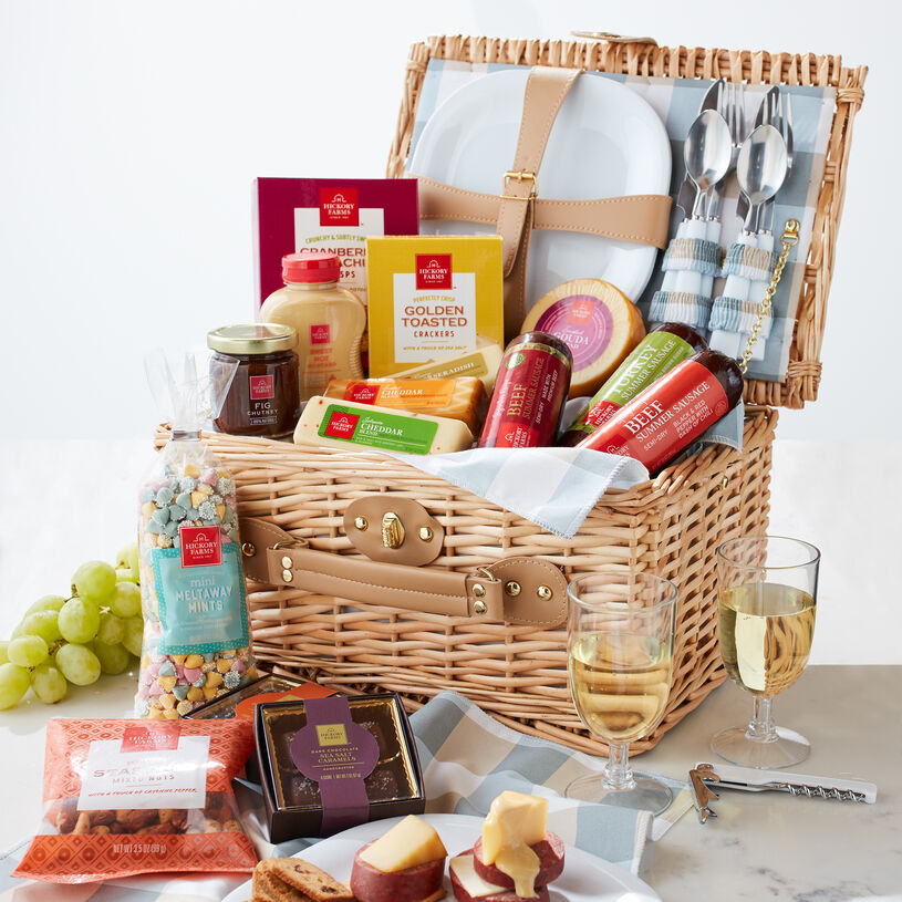 The Grand Picnic Gift Basket includes everything you need for the perfect picnic at the park. 
