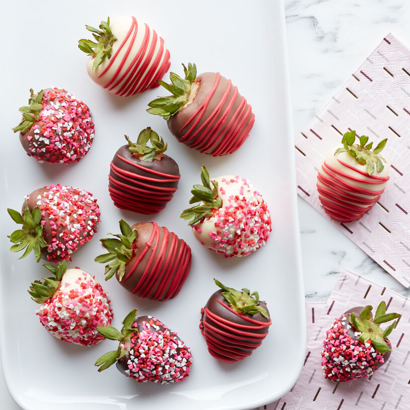 The best Valentines Day Dipped Strawberries Dozen