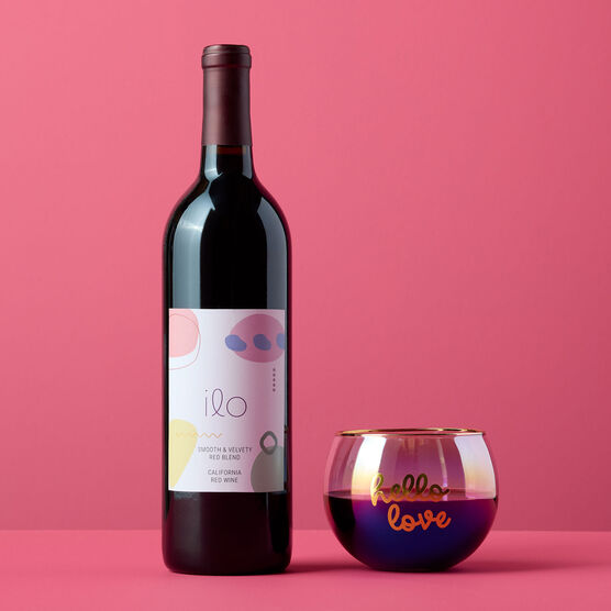 Ilo California Red Blend with GLass