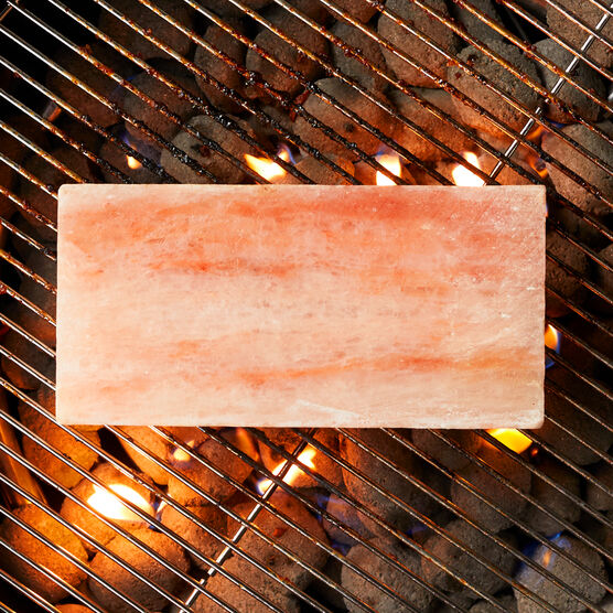 This block is made from real premium Himalayan salt and is perfect for adding depth of flavor to grilled or seared meats.