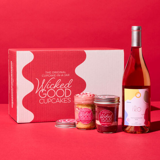 Valentine's Day Cupcake 2-Pack Rose Gift Set