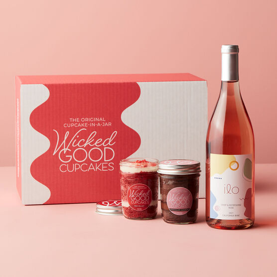 Alternate view of Cupcake 2-Pack & Rosé Gift Set