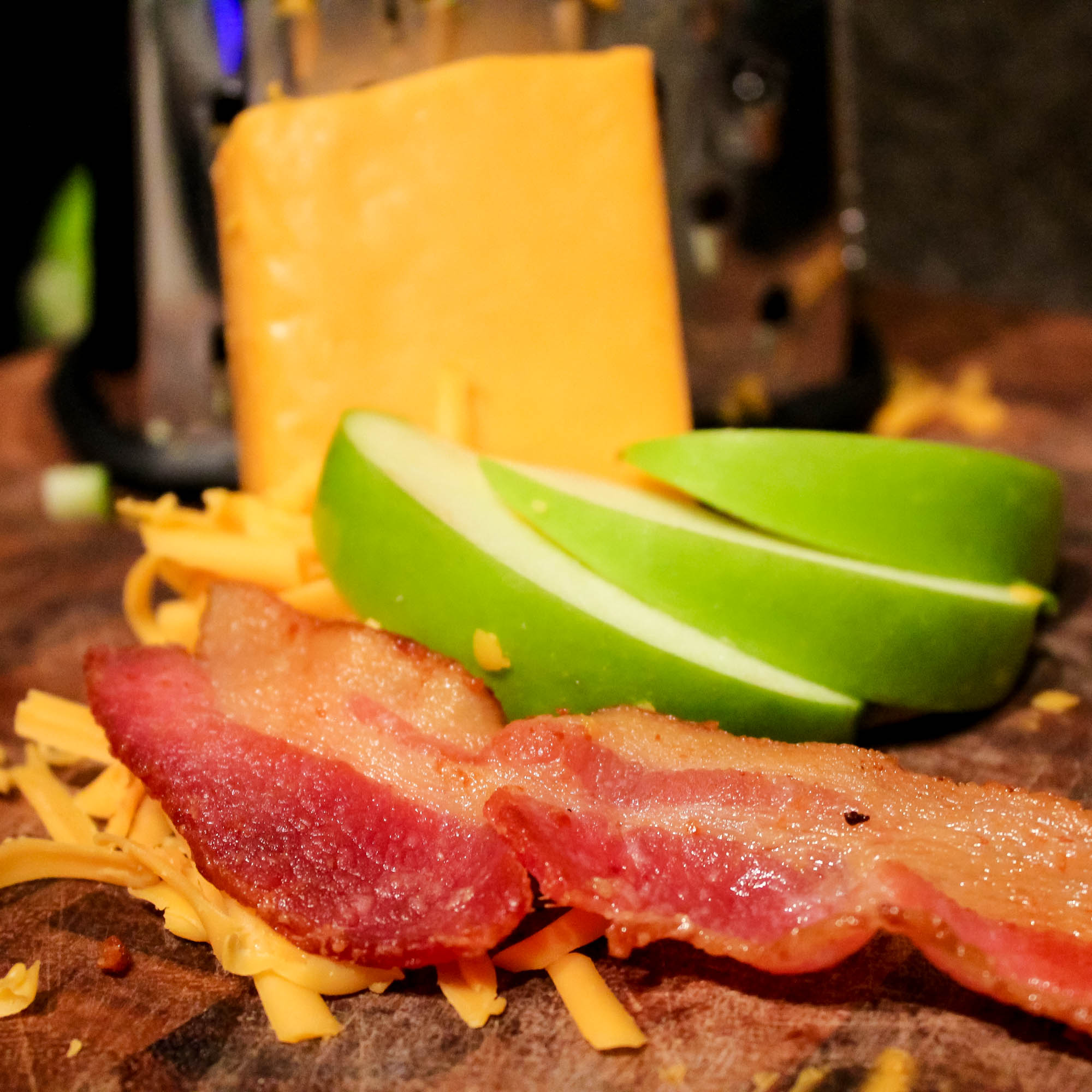 Apple Cheddar Mac and Cheese Recipe Hickory Farms