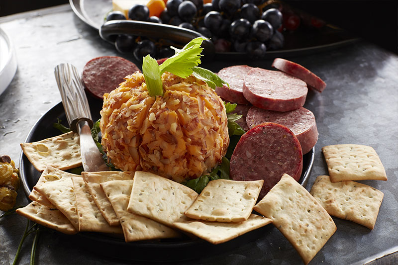 halloween pumpkin cheeseball