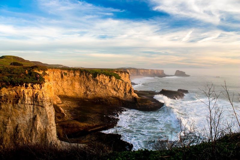 Beachside Cliff - 8 of California's Most Flavorful Cities