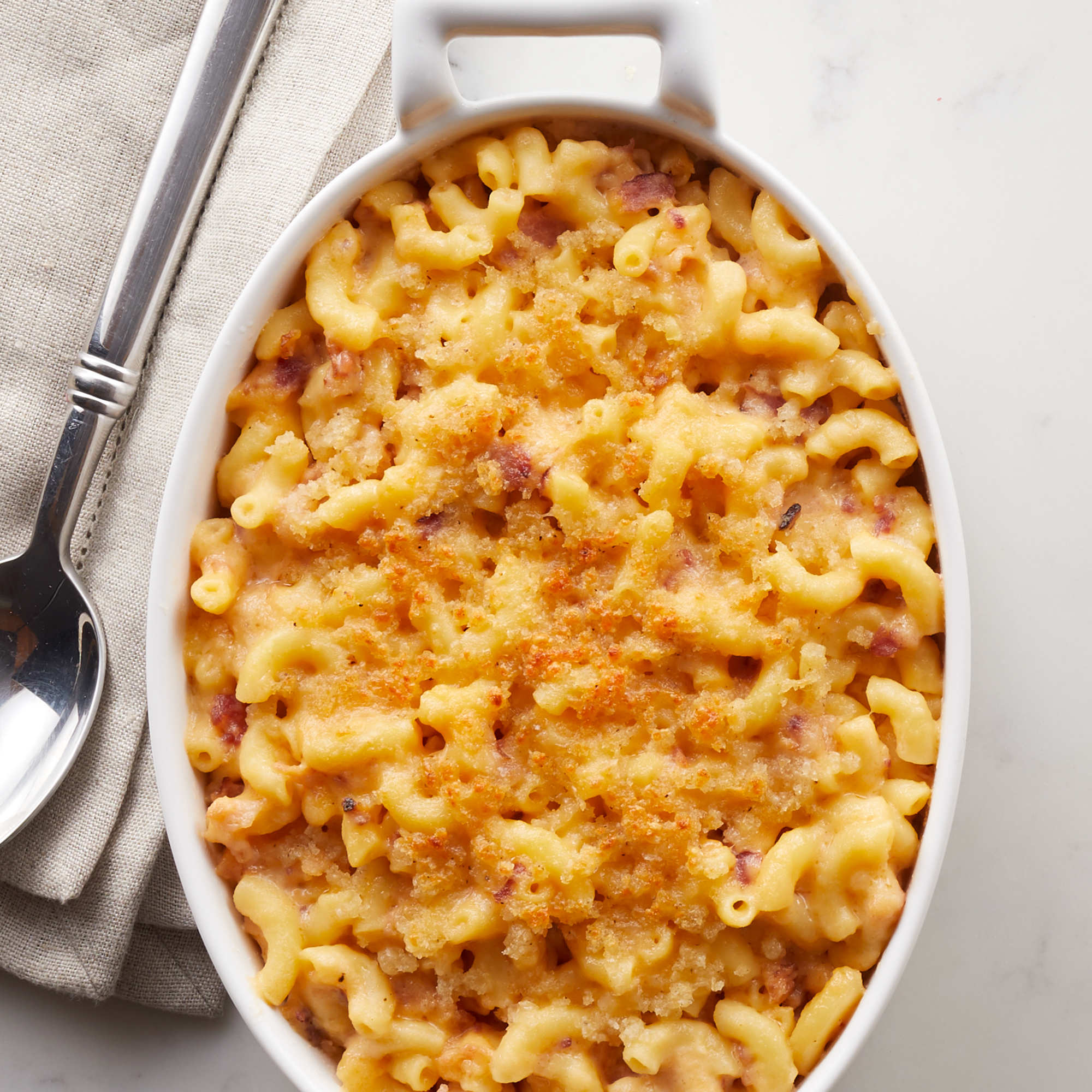 Our macaroni and cheese is made with tender gemelli pasta with gorgonzola, fontina, and mozzarella cheeses and topped with panko breadcrumbs for a buttery, crispy finish.