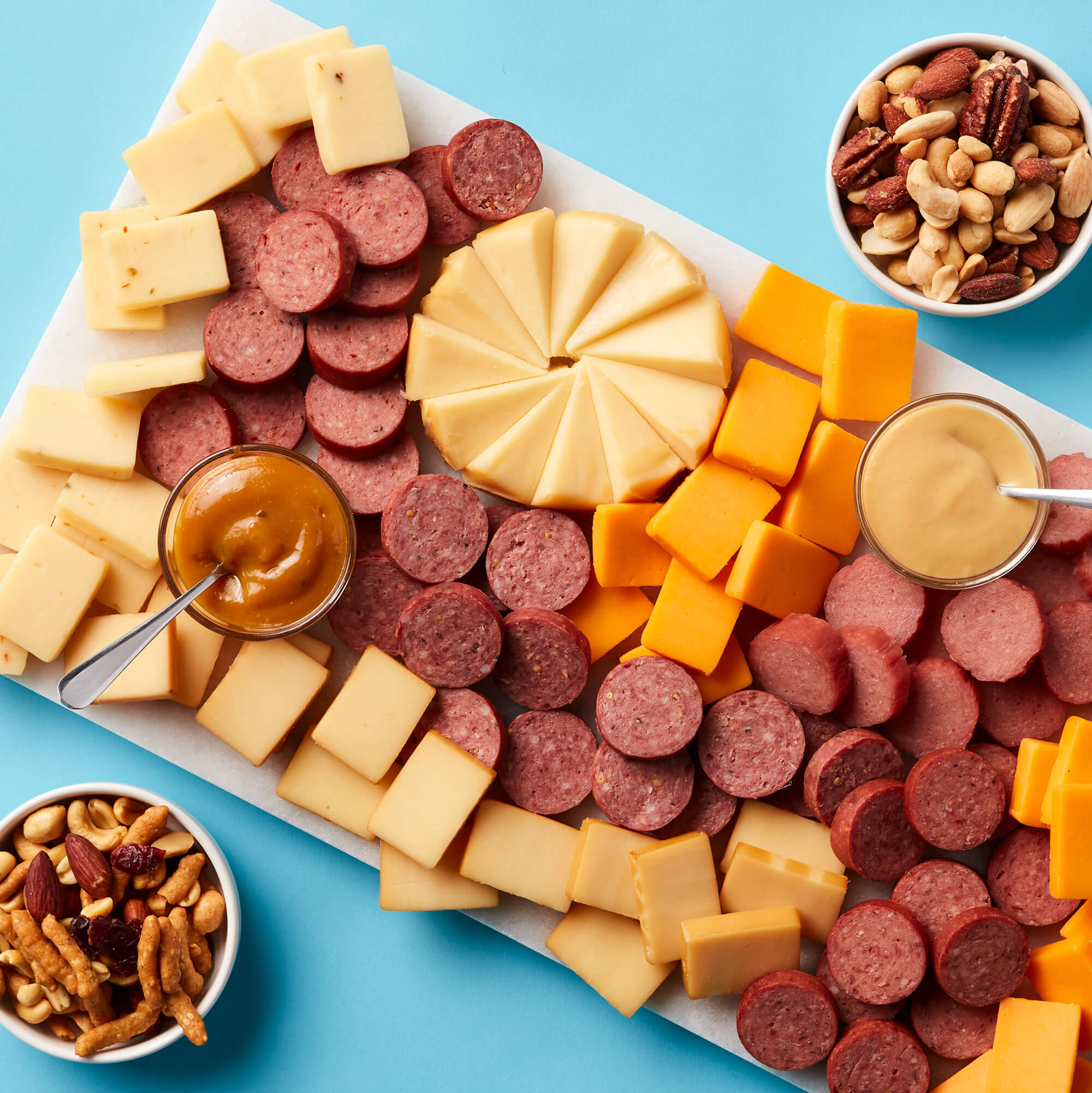 Be Merry Give Back Gift Box | Hickory Farms