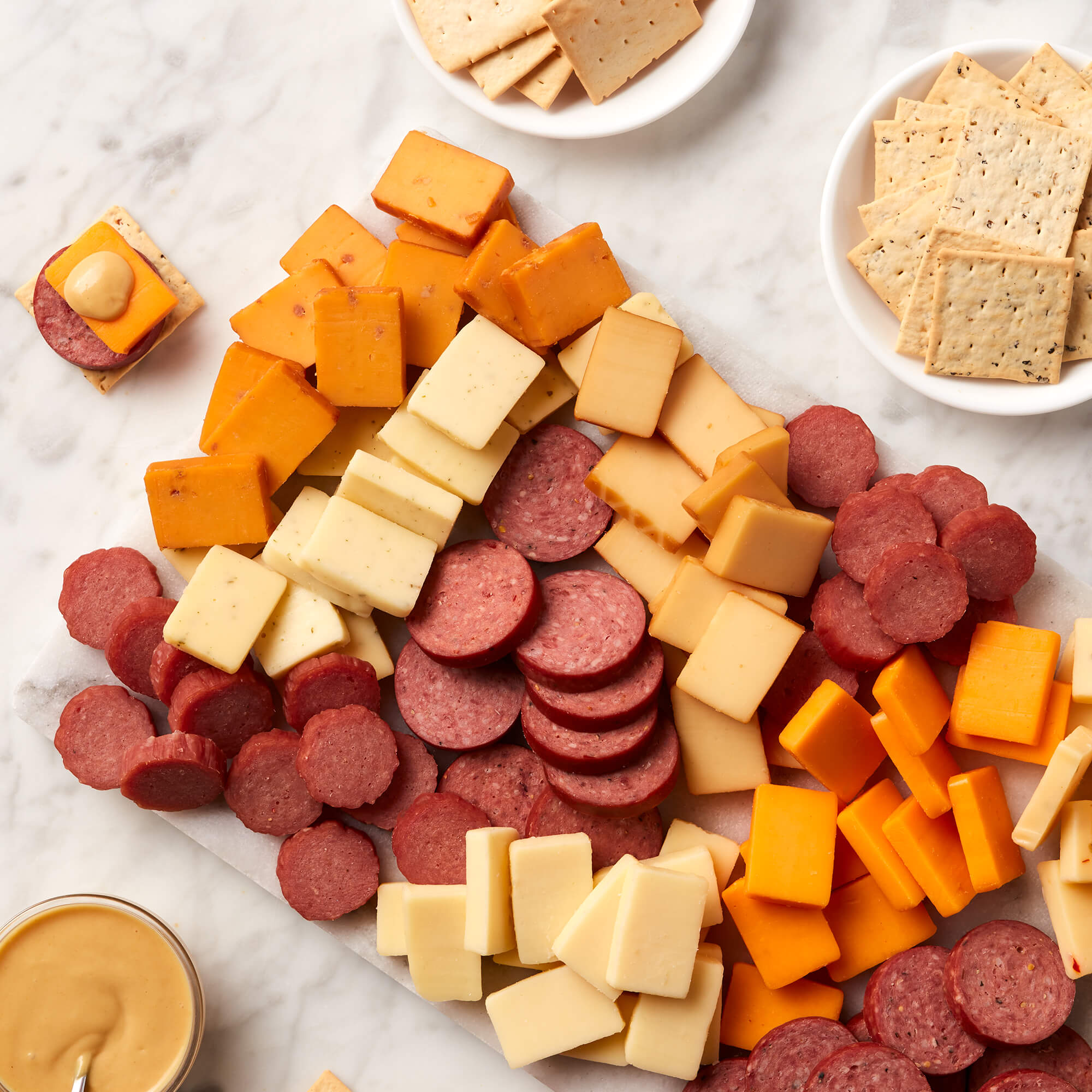 Hearty Box Hearty Party Gift Box | Hickory Farms
