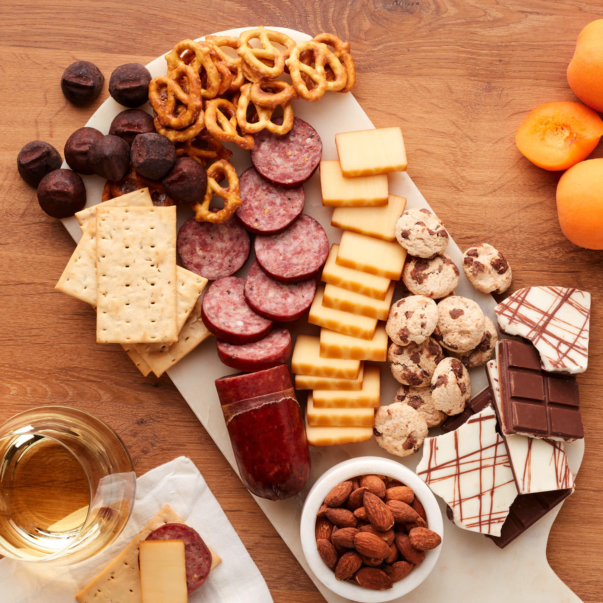 California Gourmet Wine Gift Basket | Hickory Farms