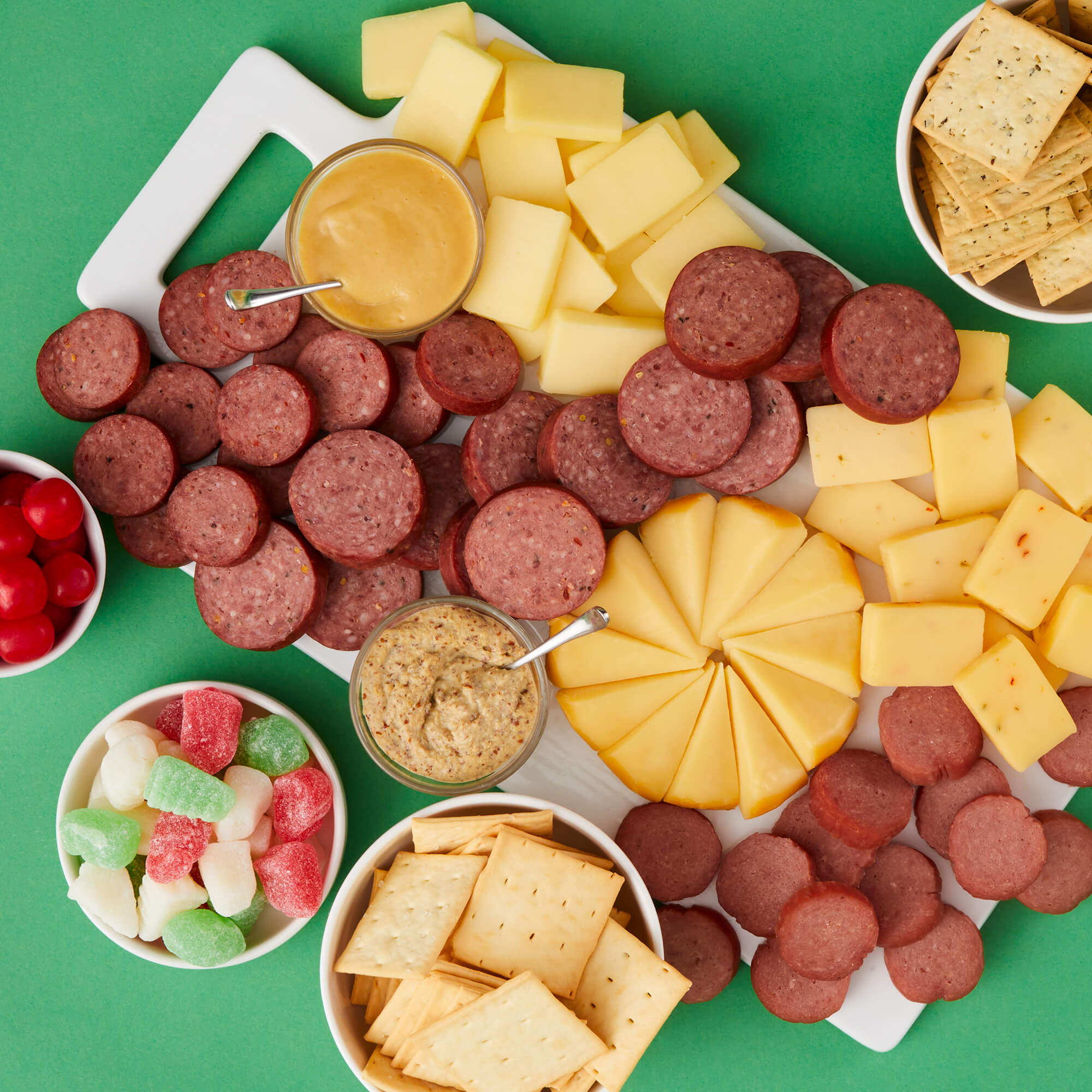 Deck the Halls Holiday Gift Basket | Hickory Farms