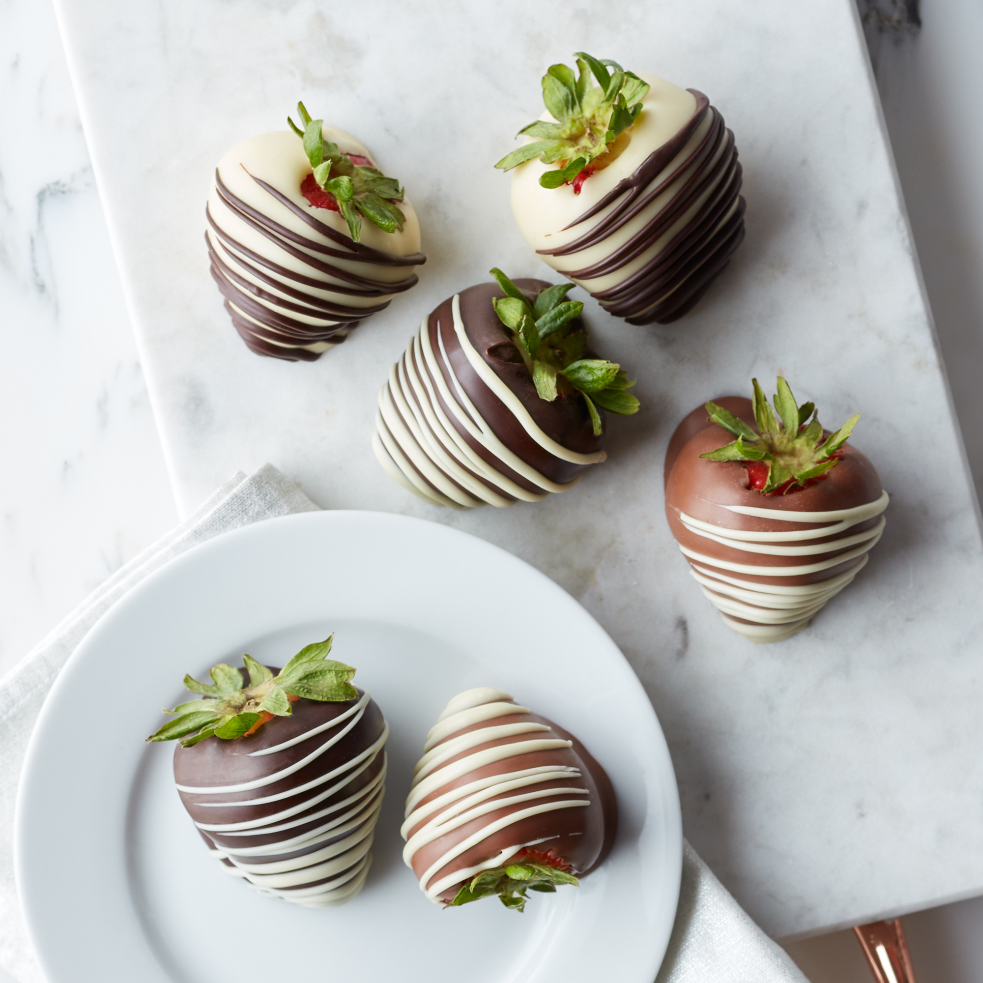 6 Assorted Dark and White Chocolate Covered Strawberries