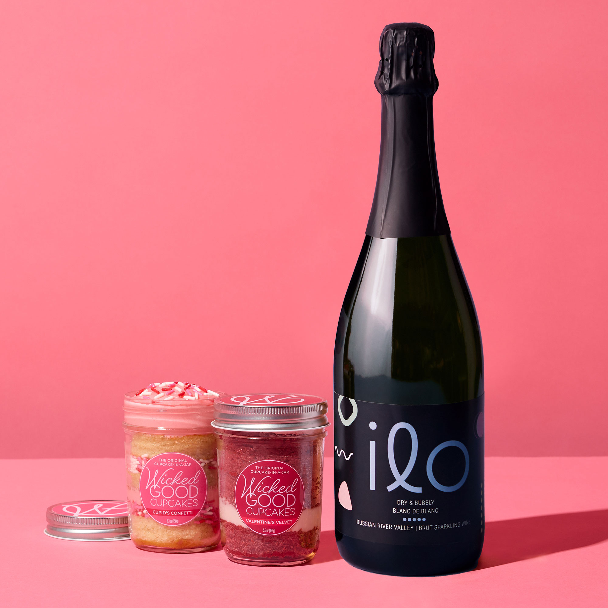 Valentine's Day Cupcake 2-Pack Sparkling Wine Gift Set